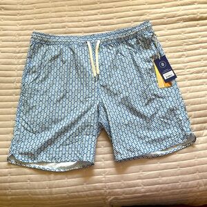 NWT Fair Harbor brand men’s swim trunks
